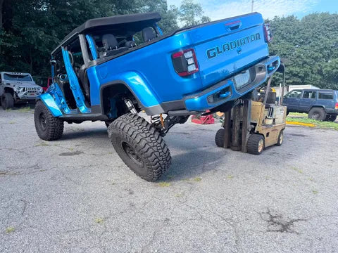 Jeep Gladiator OVERLAND+ 4.5